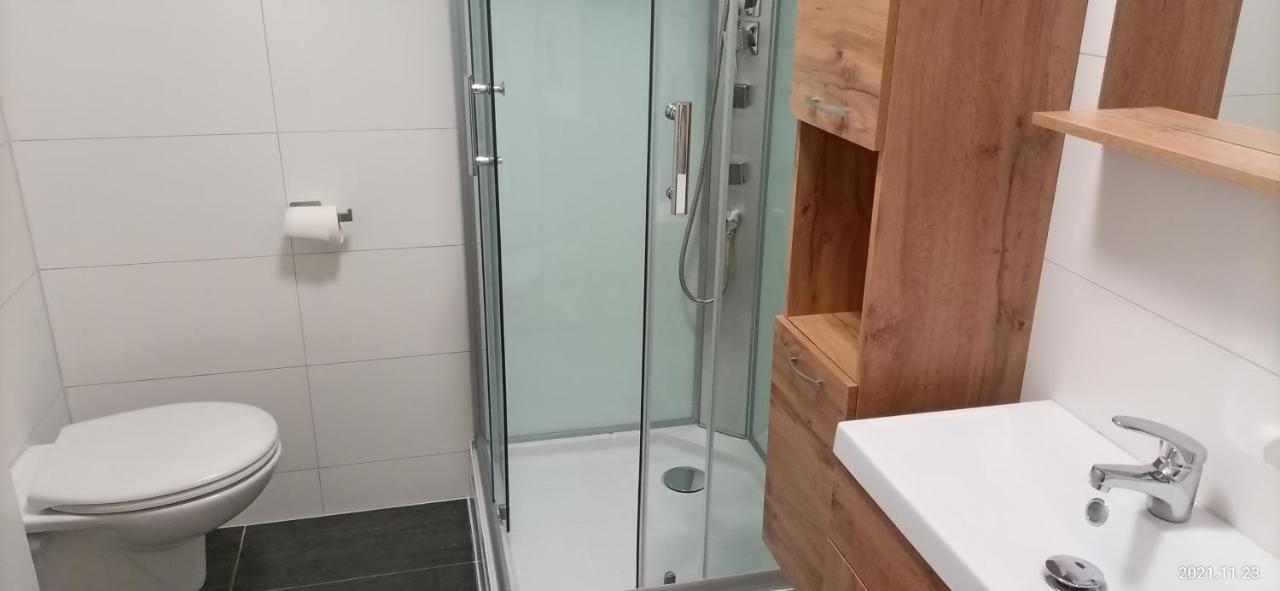גראפנוור Apartment E1 - Gut Ausgestattete 3-Zimmerwohnung 68 Qm Fuer 1-5 Personen 2Xzz 1Xsc מראה חיצוני תמונה